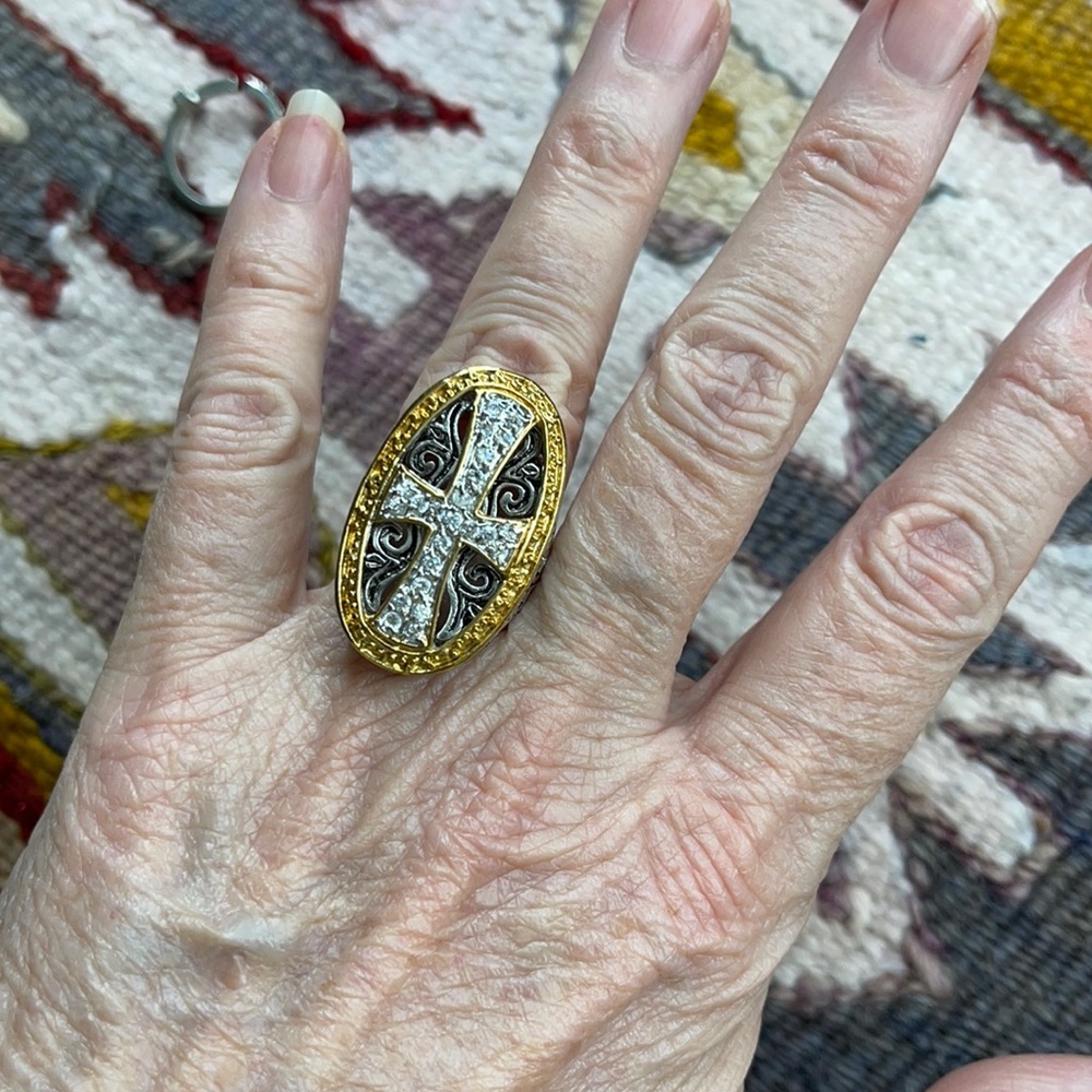 Large costume cross ring with rhinestones. Size 6. NWOT. Never worn.